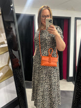 Load image into Gallery viewer, Majorca Leather Bag (various colours) - chichappensboutique