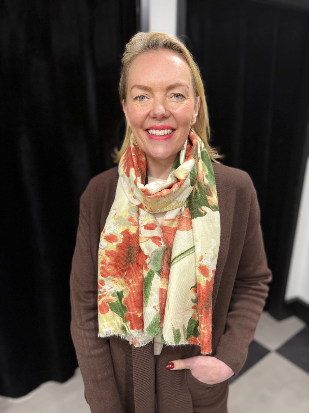 Rose Garden Super Soft Scarf