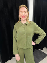 Load image into Gallery viewer, Khaki Lightweight Shacket - chichappensboutique