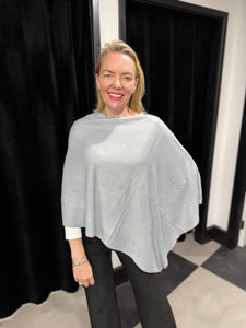 Super Soft Poncho (various colours) - chichappensboutique