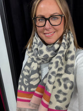 Load image into Gallery viewer, Cashmere Blend Animal Contrast Stripe Scarf (various colours) - chichappensboutique