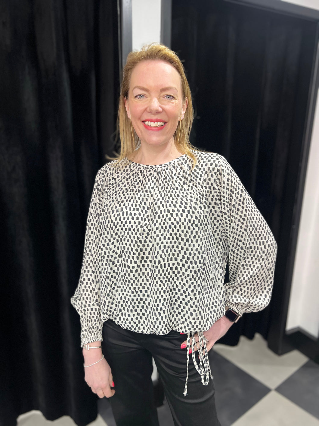 The Porter Top - chichappensboutique