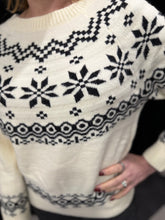 Load image into Gallery viewer, The Norway Knit