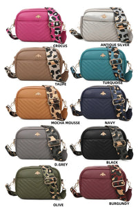 Quilted Pocket Bee Bag (various colours) - chichappensboutique