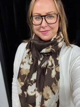 Load image into Gallery viewer, Maple Lightweight Scarf (various colours)