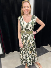 Load image into Gallery viewer, Leopard Lyon Jumpsuit (various colours) - chichappensboutique