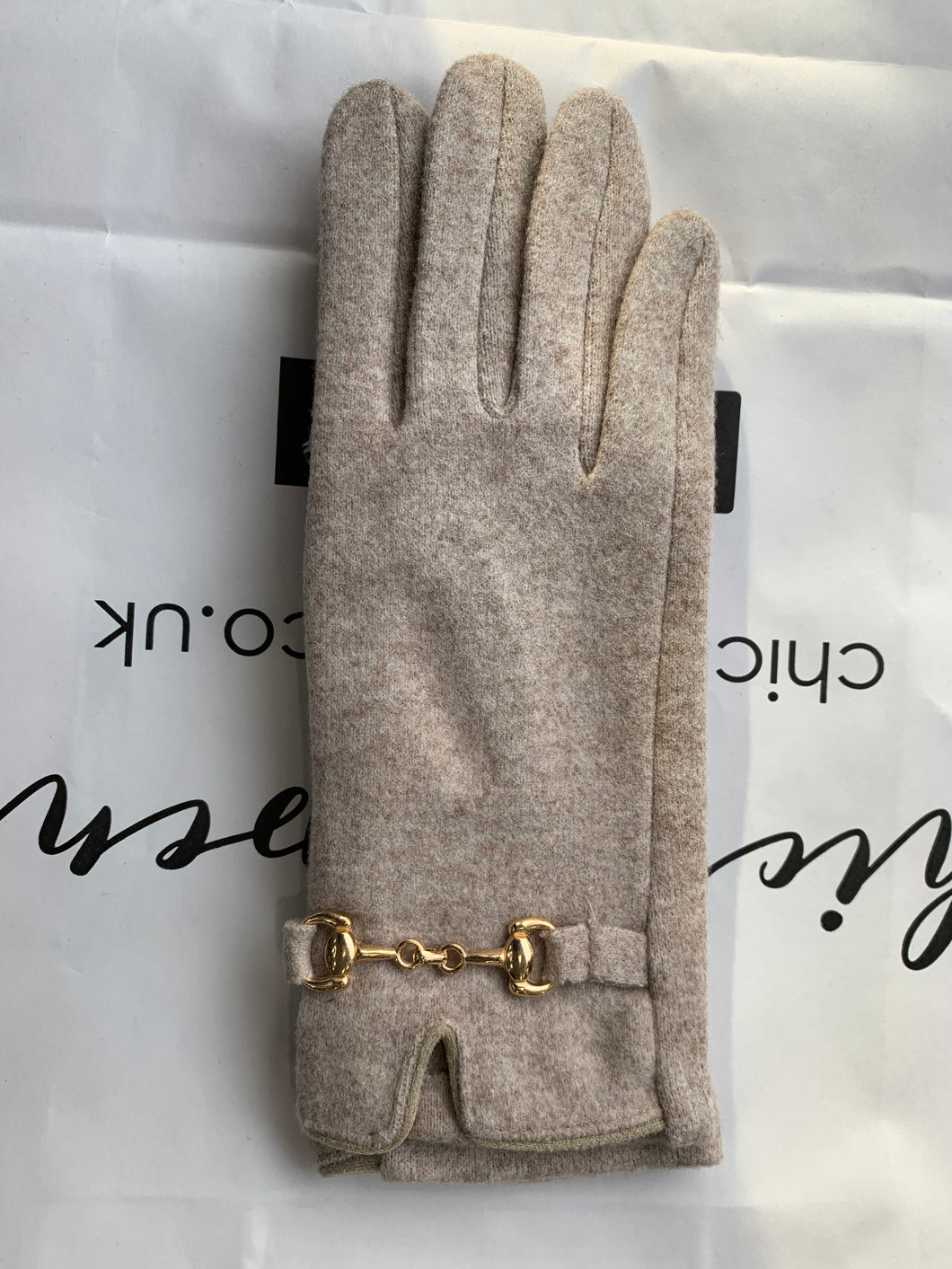 Buckle Detail Cashmere Blend Gloves (various colours) - chichappensboutique