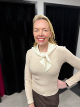 Load image into Gallery viewer, Woolen Blend Neckerchief (various colours)