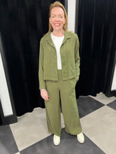 Load image into Gallery viewer, Khaki Lightweight Shacket - chichappensboutique