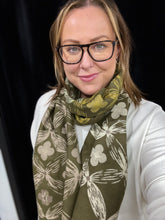 Load image into Gallery viewer, Sketch Clover Cashmere Blend Scarf (various colours)