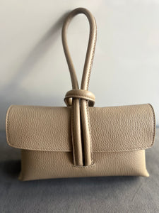 Majorca Leather Bag (various colours) - chichappensboutique