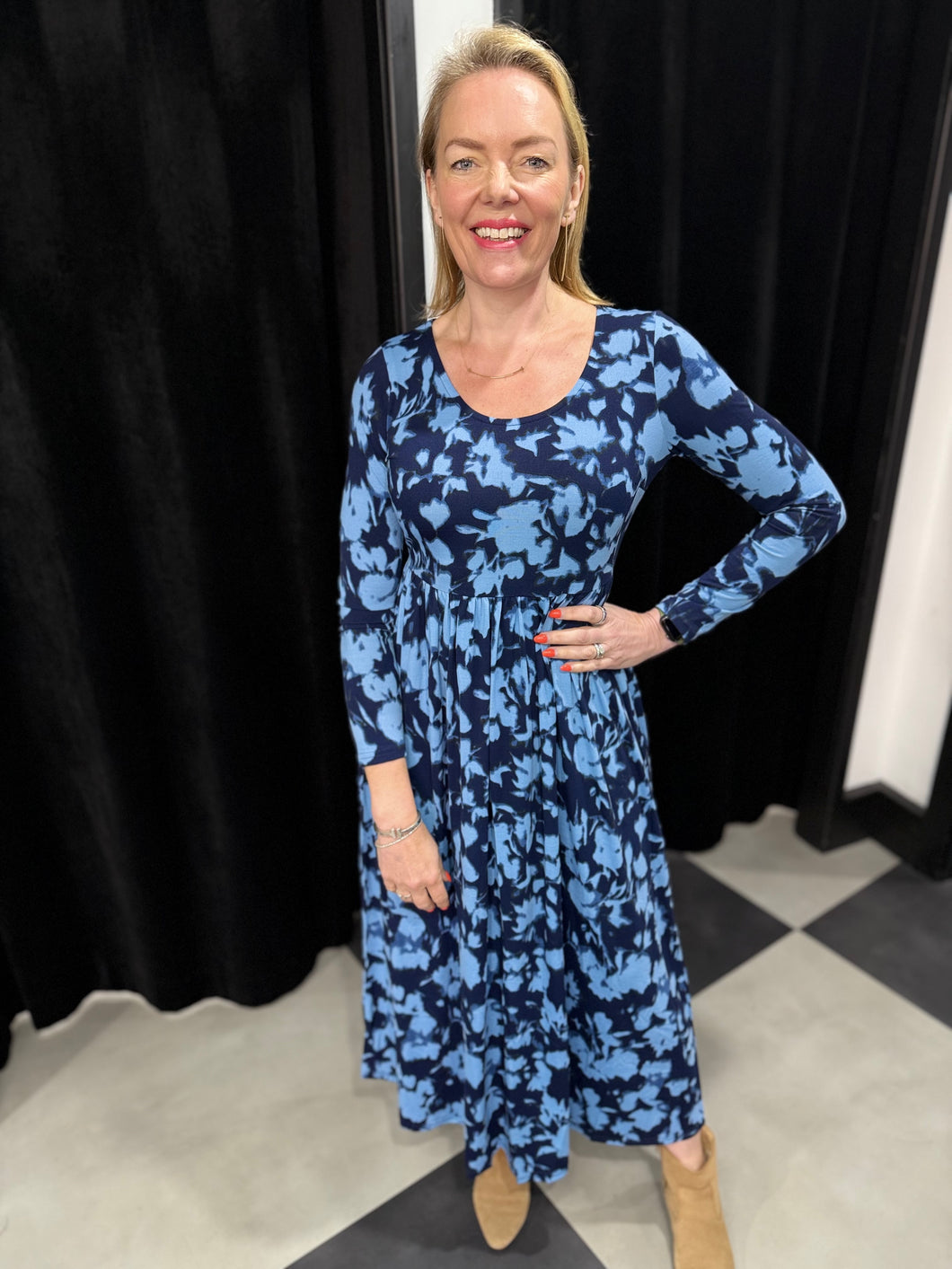 Sienna Stella Maxi Dress (Blue and Navy) - chichappensboutique