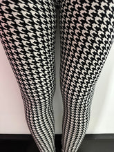 Load image into Gallery viewer, Super Soft leggings (various colours) - chichappensboutique