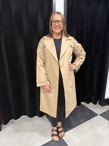Luxe Camel Trench - chichappensboutique