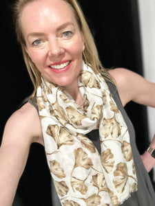The Reni Lightweight Scarf (various colours) - chichappensboutique