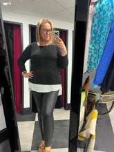 Load image into Gallery viewer, Leather Look Leggings Black - chichappensboutique