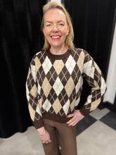 Load image into Gallery viewer, St Andrews Round Neck (various colours)