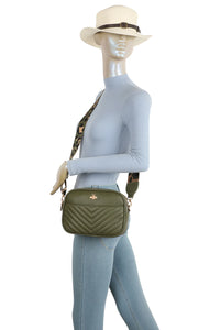 Quilted Pocket Bee Bag (various colours) - chichappensboutique