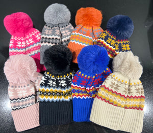 Nordic Bobble Hat (various colours) - chichappensboutique