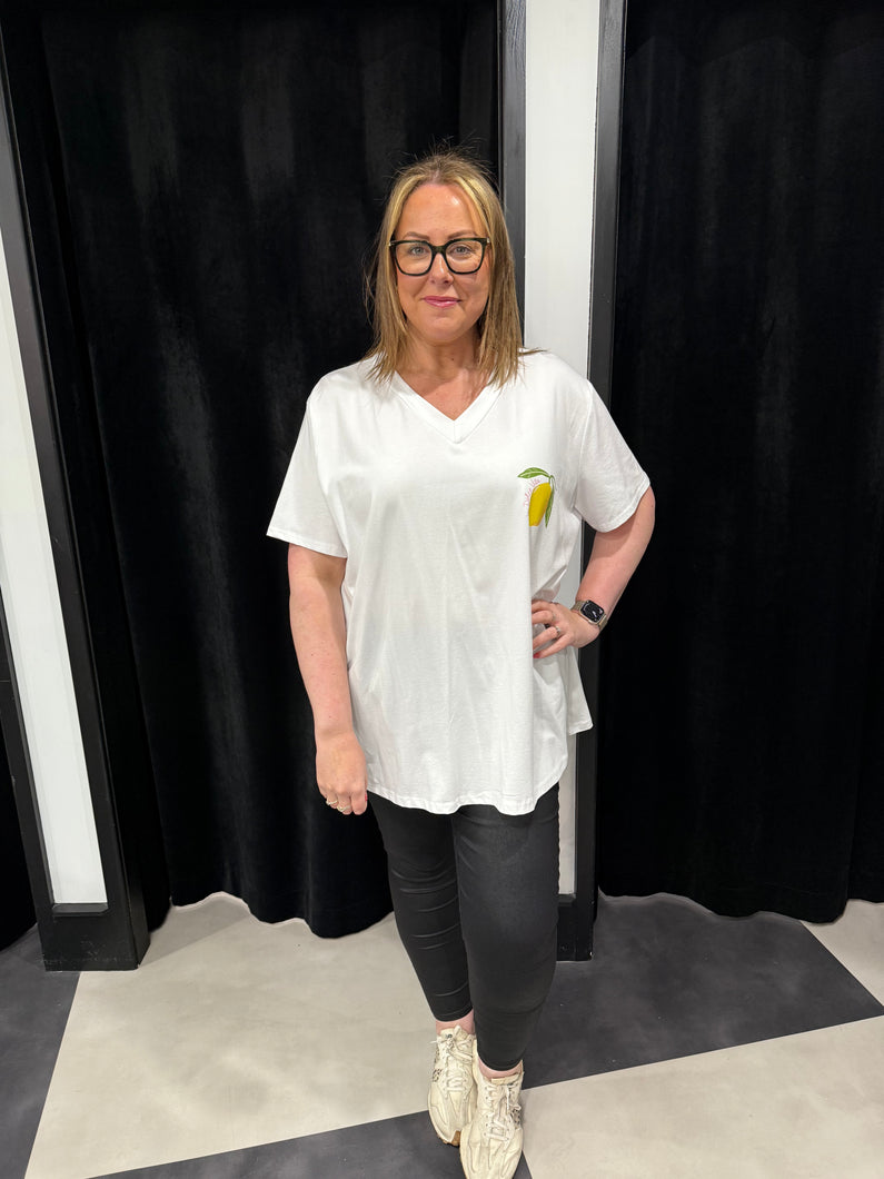 Extra Chic Dolce Vita T-Shirt