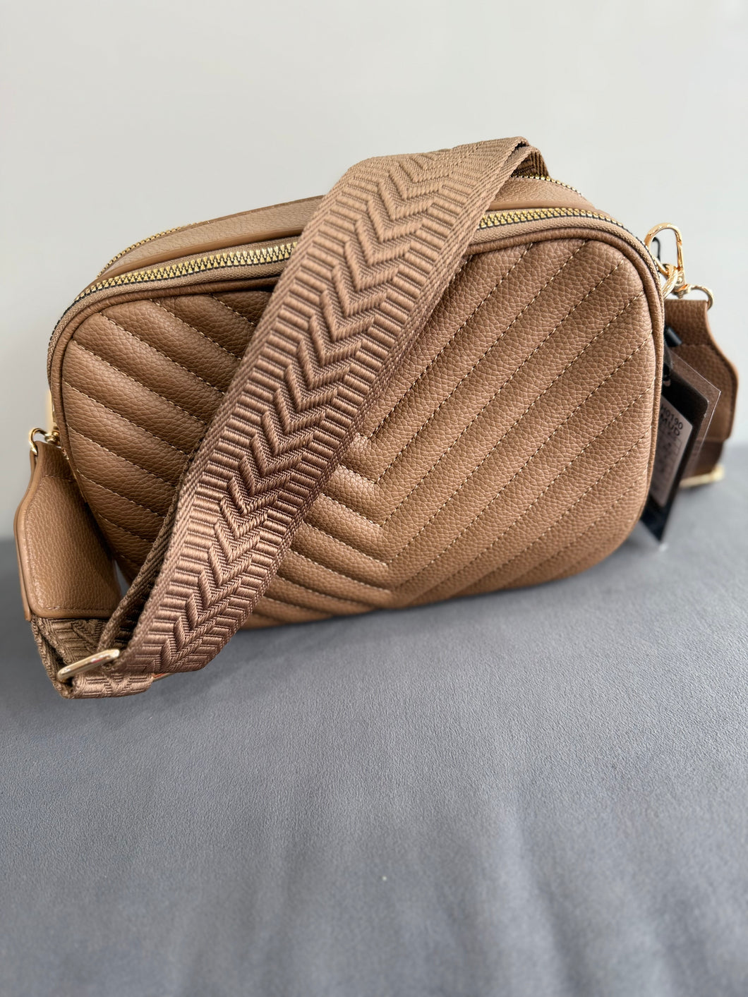 The Vivienne Crossbody (various colours) - chichappensboutique