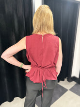 Load image into Gallery viewer, Pinch Pleat Sleeveless Top (various colours) - chichappensboutique