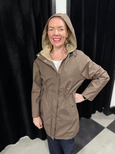 Reversible Parker Chocolate/Taupe