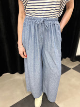 Load image into Gallery viewer, Essential Summer Polazzo Pants (various colours) - chichappensboutique