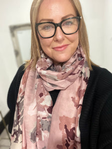 Pixel Flower Scarf (various colours) - chichappensboutique