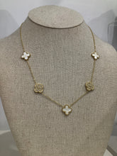 Load image into Gallery viewer, Diamanté Clover Cleef Necklace (various colours) - chichappensboutique