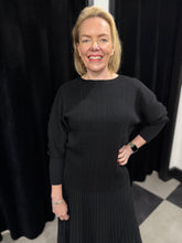 Load image into Gallery viewer, The Monica Knit (various colours) - chichappensboutique