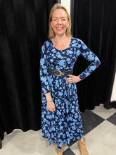 Load image into Gallery viewer, Sienna Stella Maxi Dress (Blue and Navy) - chichappensboutique
