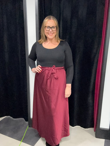 Extra Chic Satin Feel Maxi Skirt (various colour)