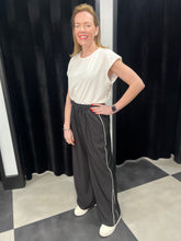 Load image into Gallery viewer, The Pippa Trouser (various colours) - chichappensboutique