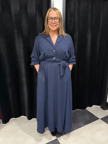 Graye Extra Chic Dress (Navy)