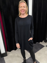 Load image into Gallery viewer, Martha Longline Knit (various colours) - chichappensboutique