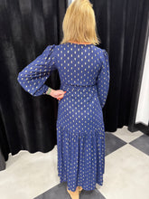 Load image into Gallery viewer, Annabelle Maxi Dress (Navy) - chichappensboutique