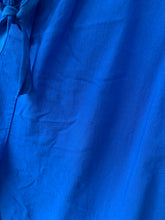 Load image into Gallery viewer, Essential Turn Up Trouser (various colours) - chichappensboutique