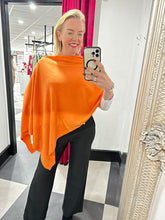 Load image into Gallery viewer, Super Soft Poncho (various colours) - chichappensboutique