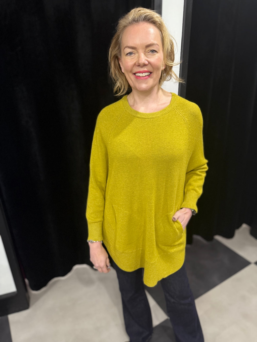 Curved Pocket Knit (various colours)