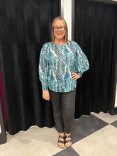 Load image into Gallery viewer, The Alanna Blouse - chichappensboutique