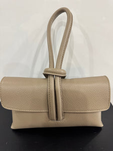 Majorca Leather Bag (various colours) - chichappensboutique