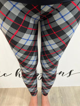 Load image into Gallery viewer, Super Soft leggings (various colours) - chichappensboutique