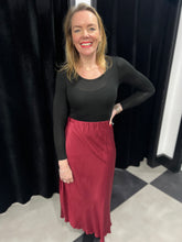 Load image into Gallery viewer, Bias Cut Skirt (various colours) - chichappensboutique