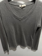 Load image into Gallery viewer, V-Neck Lucy Layering Top (various colours)