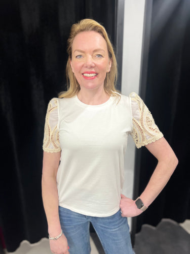 Broderie Anglaise Sleeve Tshirt - chichappensboutique
