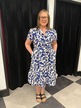 Load image into Gallery viewer, Cobalt Leaf Print Linen Blend Midi - chichappensboutique