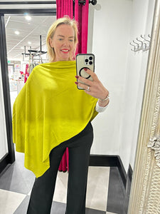 Super Soft Poncho (various colours) - chichappensboutique