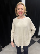 Load image into Gallery viewer, Curved Pocket Knit (various colours)