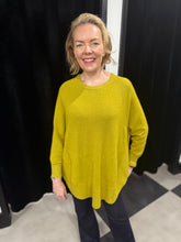 Load image into Gallery viewer, Curved Pocket Knit (various colours)